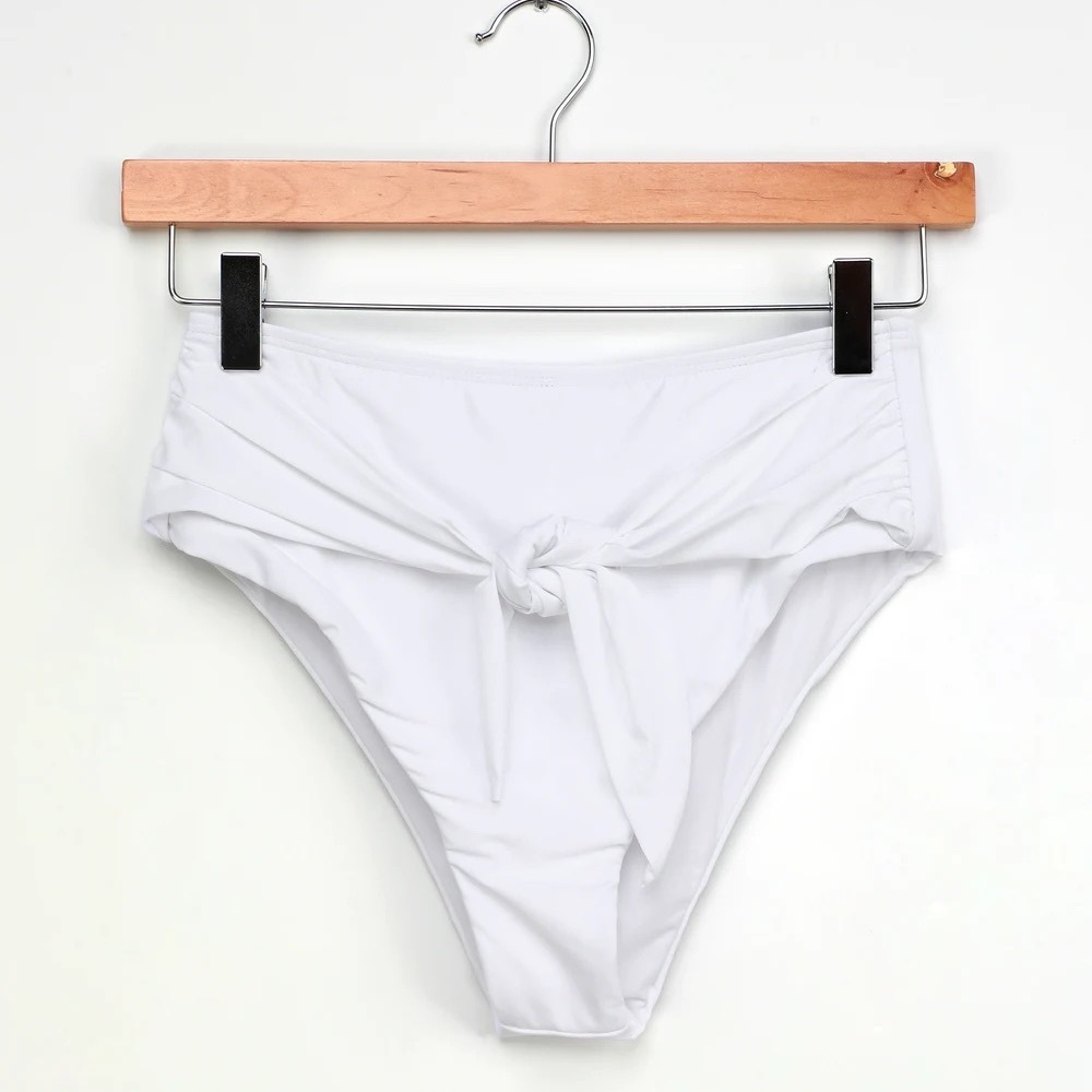 Lulu’s white bikini bottom